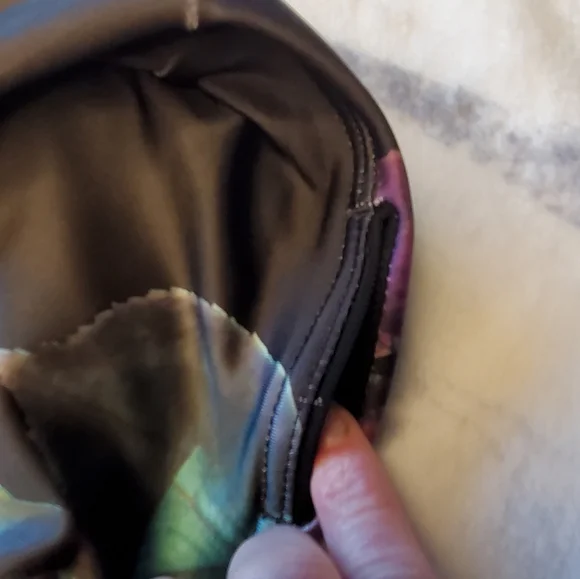 Active Queens Capri Yoga Pants - Picture 5 of 9